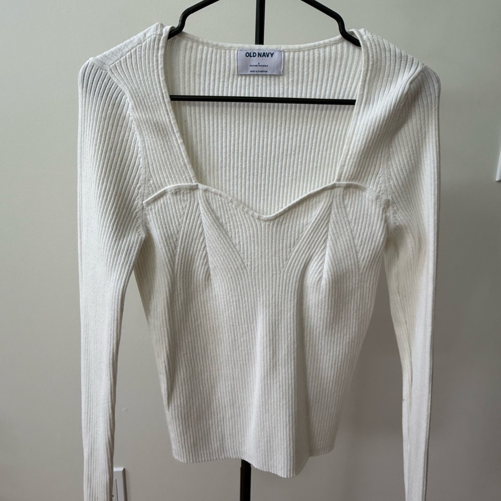 Old Navy Cream Long Sleeve Top